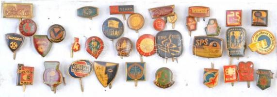 82db-os vegyes jelvény és kitűző tétel, közte "Hellas", "Limanowa", "Mincov...