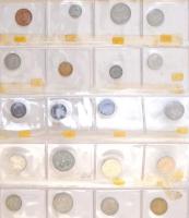 Vegyes fémpénz tétel nagyrészt berakólapokon, közte Magyarország 1802G 7kr Ag, Ausztria 1901. 1K Ag ...