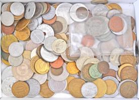 Vegyes magyar és külföldi fémpénz tétel ~536g súlyban