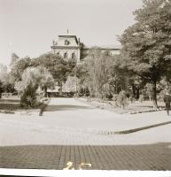 cca 1967 Kecskeméti felvételek, 13 db negatív Medgyesi László (?-?) kecskeméti fotóművész hagyatékáb...