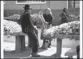 cca 1960 Kecskeméti életképek, 4 db vintage negatívról készült mai nagyítás, 13x18 cm és 18x25 cm