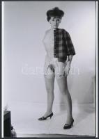 cca 1974 Így is, úgy is csábítók, 3 db szolidan erotikus fénykép, vintage negatívokról készült mai n...