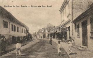 Bród, Brod an der Save, Bosanski Brod; Glavna ulica / main street with children, shops, K.u.K. Milit. post. Bos. Brod (EK)