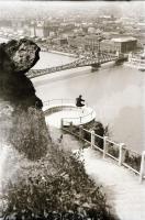 cca 1935 Budapesti városképek, 13 db szabadon felhasználható, vintage üveglemez negatív, + 1 db diap...