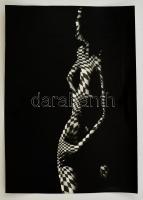 cca 1974 Nagy Ottó: Op-art, feliratozott vintage fotóművészeti alkotás, kiállítási emlékpecséttel, 39x29 cm