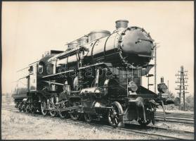 cca 1920-1930 Ganz-mozdony, fotó, 12×17 cm
