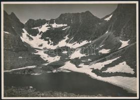 cca 1910 Magas-Tátra, a Menguszfalvi-Békás-tavak, Erdélyi Mór felvétele, hátulján feliratozva, 11,5×16 cm /  cca 1910 Vysoké Tatry, Žabie plesá Mengusovskej doline, vintage photo, with notes on its back, 11,5×16 cm