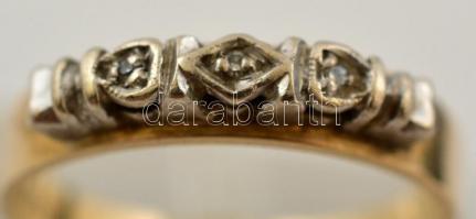Arany(Au) 18K gyűrű gyémánt kővekkel, jelzett, méret: 55, bruttó: 3 g