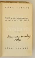 Móra Ferenc: Ének a búzamezőkről I-II. (Egybe kötve.) Bp., 1937, Révai. Kiadói kissé foltos gerincce...