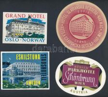 9 db különféle bőröndcímke