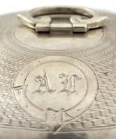 Ezüst (Ag.) monogramos cukor doboz, kulcs nélkül, jelzett, mesterjeggyel, jó állapotban, kis fogóval...