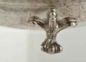 Ezüst (Ag.) monogramos cukor doboz, kulcs nélkül, jelzett, mesterjeggyel, jó állapotban, kis fogóval...