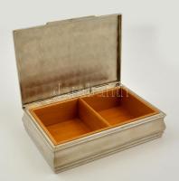 Zenélő alpakka doboz, fa betéttel, működőképes állapotban, 18x12x5 cm