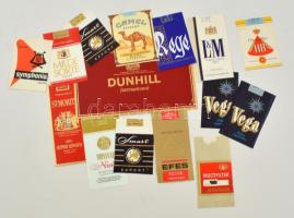 15 db különféle érdekes cigarettacímke