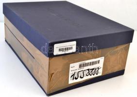 5 db vadászattal kapcsolatos könyv: Kittenberger: Vadászkalandok Afrikában; Fekete: Kittenberger Kál...