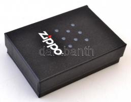 Zippó öngyújtó tűzoltós dombornyomással eredeti dobozában / Fire brigade Zippo lighter in original b...