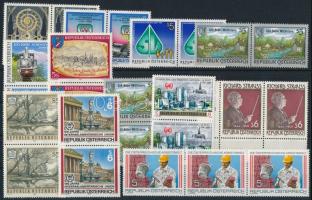 11 diff stamps in pairs + 1 stripe of 3, 11 klf bélyeg párokban + 1 hármascsík