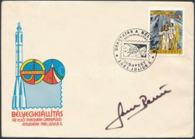 1981 Űrkutatás a bélyegen emlékboríték, rajta Farkas Bertalan űrhajós saját kezű aláírásával