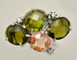 Ezüst(Ag) négyköves gyűrű, csiszolt üveg kövekkel, jelzett, méret: 55, bruttó: 8,3 g