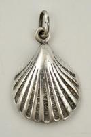 Ezüst(Ag) "shell" kagylós karkötő, jelzett, 3,4x2 cm, nettó: 6,6 g