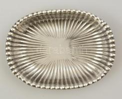 Ezüst(Ag) ovális bordázott tálka, jelzett, 14x10,3 cm, nettó: 86,7 g