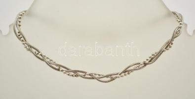 Ezüst(Ag) fonott gyöngymintás karkötő, jelzett, h: 16,5 cm, nettó: 3 g