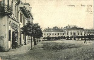 Ipolyság, Sahy; Herz Adolf utódának üzlete, Fő tér a vármegyeházzal / shop, county hall, main square (EK)