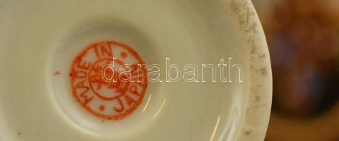 Jelzett japán váza pár, kézzel festett, kopás nyomokkal, m:12 cm (2×)