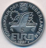 Hollandia 1997B 5E Cu-Ni "Pieter Cornelisz Hooft" T:1-
Netherlands 1997B 5 Euros Cu-Ni &q...