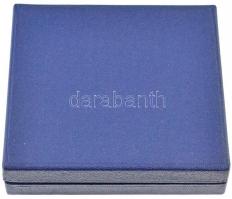 Képíró Zoltán (1944-1981) 1977. "Lenin - 1917-1977" Br emlékérem dísztokban (60mm) T:2