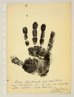 cca 1970-1980 Tenyérlenyomat-gyűjtemény híres emberektől: Cseh Tamás, Feleky Kamill, Hegedűs Géza, N...