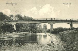 Bakonyszeg, Kossuth híd