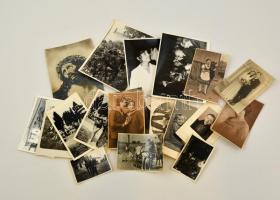 cca 1920-1970 Vegyes fotó tétel, lovak, gyermek, hölgy témákban, 6x9 és 19x12 cm