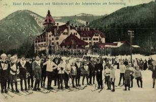 Semmering, Johannwiese, Hotel Erz. Johann mit Skiläufern / hotel with skiers (fl)