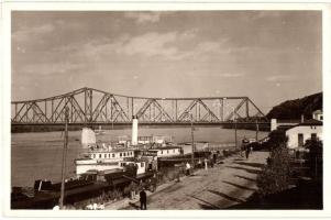 Dunaföldvár, hajóállomás, gőzhajó, Somló Lajos felvétele és kiadása (EK)