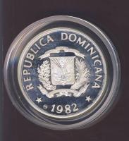 Dominika 1982. 10P Ag "Nemzetközi gyermekév" T:PP