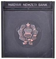 1979. "Állami pénzverő - Az első magyar aranypénz emlékére - BUÉK" sárgaréz bélyegérem ere...