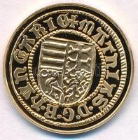 DN "Magyar aranypénzek utánveretben - Mátyás király aranyforint" aranyozott Ag emlékérem t...