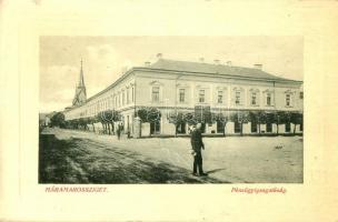 Máramarossziget, Sighetu Marmatei; Pénzügyigazgatóság, Zombory üzlete. W. L. Bp. 249. 8027. / Directorate of Finance, shop (fl)