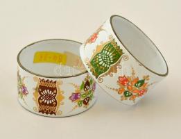 2 db Steinböck osztrák tűzzománcozott szalvétagyűrű, jelzettek, az egyik számozott, kopásnyomokkal, d: 4 cm