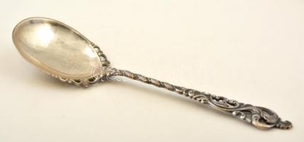 Ezüst(Ag) díszes kiskanál, jelzett, h: 15 cm, nettó: 25,4 g