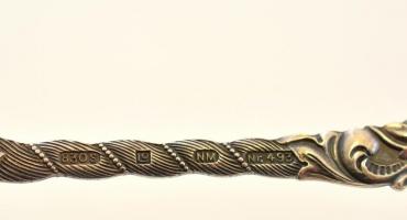 Ezüst(Ag) díszes kiskanál, jelzett, h: 15 cm, nettó: 25,4 g