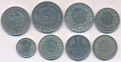 Vegyes: NSZK 1985-1991. 1M + 2M + 5M + Svájc 1969-1987. 1/2Fr + 1Fr (3xklf) + 2Fr T:2
Mixed: FRG 19...