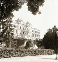 cca 1957 Budapesti városképek, Kotnyek Antal (1921-1990) fotóriporter 13 db professzionális negatív ...