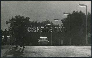 cca 1977 Kortárs fotóművészeti alkotások különböző szerzőktől, 4 db feliratozott vintage fotó, 18x24...