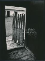 cca 1975 Négy szerző, 4 db feliratozott, vintage fotóművészeti alkotása, az egyik kép sarkán törésny...