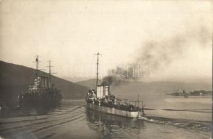 SMS Huszár osztrák-magyar Monarchia Huszár-osztályú rombolója (Zerstörer) / K.u.K. Kriegsmarine Torpedoboot SMS Huszár, photo