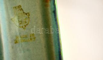 Zsolnay tyúkot etető kislány, jelzett, eozin mázas, apró mázhibával, m:10 cm, h:10 cm