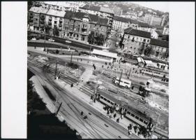cca 1970 Budapest, Moszkva téri átépítés, 2 db vintage negatívról készült mai nagyítás, 18x25 cm