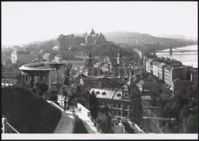 cca 1930 és 1970 Budapest, a változó város, 2 db fénykép, amely negyven év különbséggel mutat be közel azonos területet, 9x14 cm és 18x25 cm